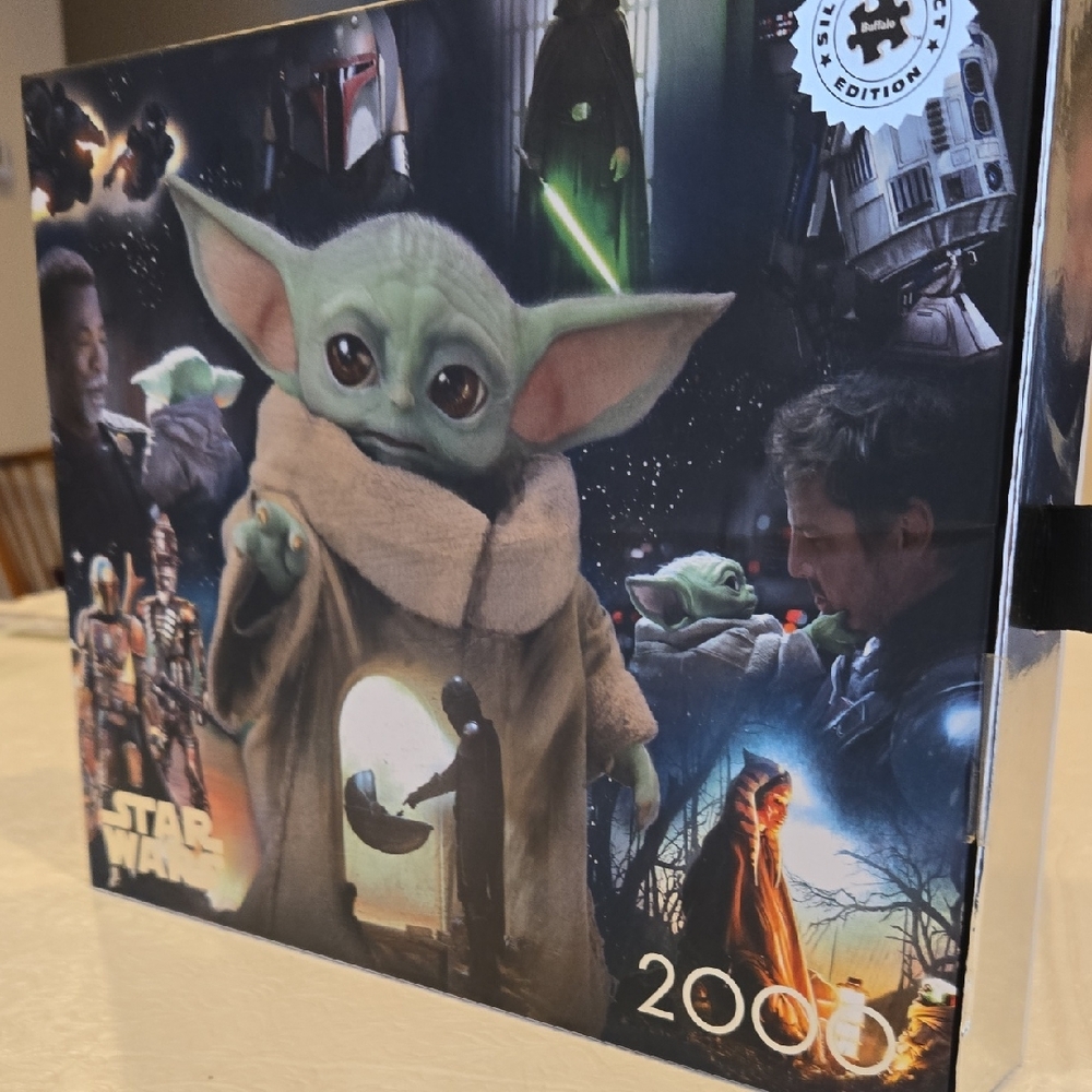 BUFFALO Star Wars 2000 Piece Puzzle